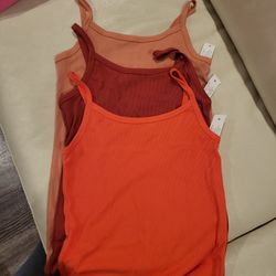 NEW Juniors Tank Tops DONATED ⭐️
