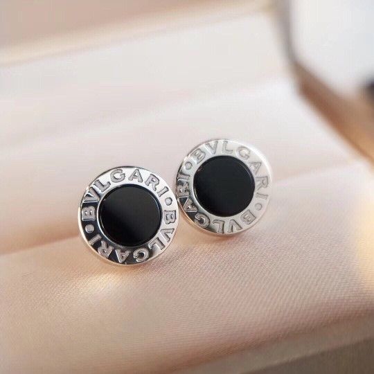 BV black and white natural stone ea*rrings