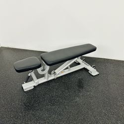 Excellent condition commercial Spirit adjustable weight bench for sale. Pick up in Romeoville. Other Equipment available also.