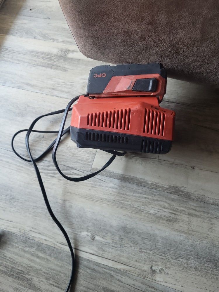 HILTI CPC Battery 4.0 And Charger