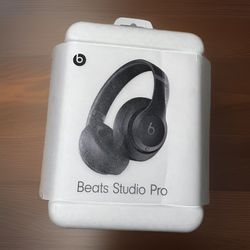 Beats by Dr. Dre Studio Pro Wireless Bluetooth Headphones - Black