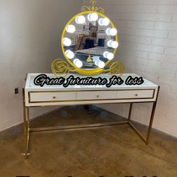 Impressions Vanity Brand New