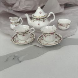 Vintage Sheltonian English Bone China Mini Doll Tea Set