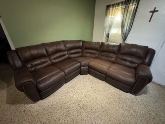Sectional Recliner Couch