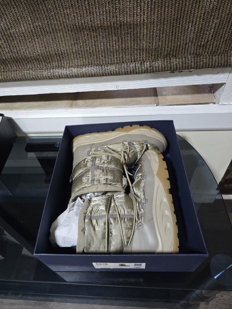 God boots in perfect condition Dior