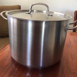 16 Quart Stainless Steel Pot for Sale in Bothell, WA - OfferUp