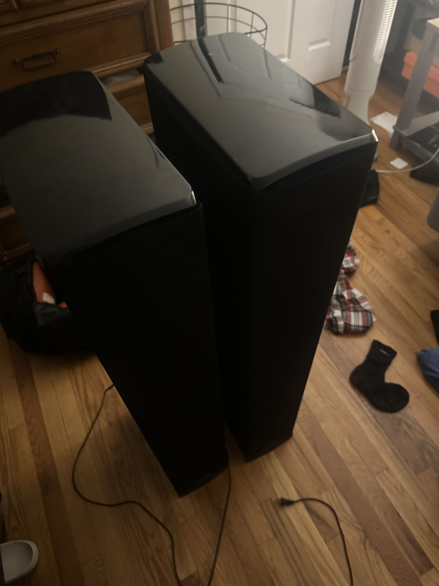 ONKYO Model 590N Speakers Definitive technology