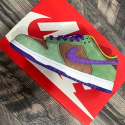 Nike Dunks 