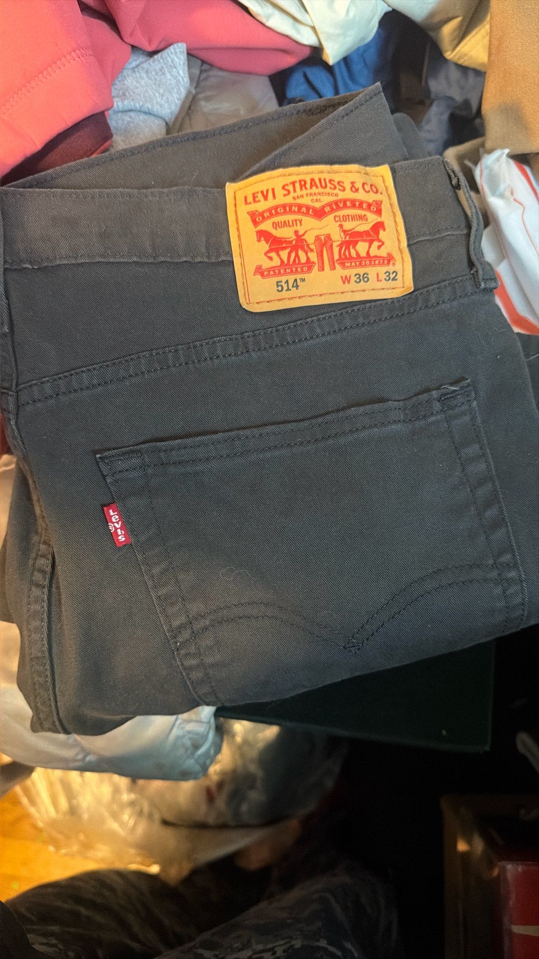 Good Levi’s 36 X 32