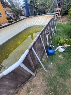 Free pool 22 feet