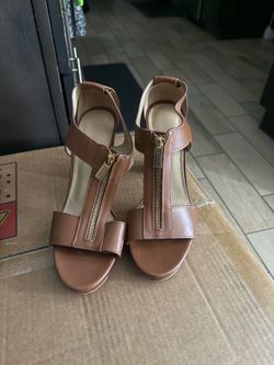 Michael Kors heel