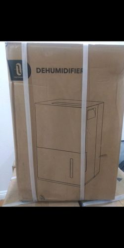 Air Conditioning, Dehumidifier AC For The summer Brand new Still In The Box