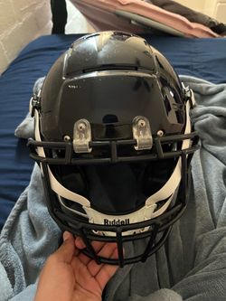 Schutt f7 football helmet