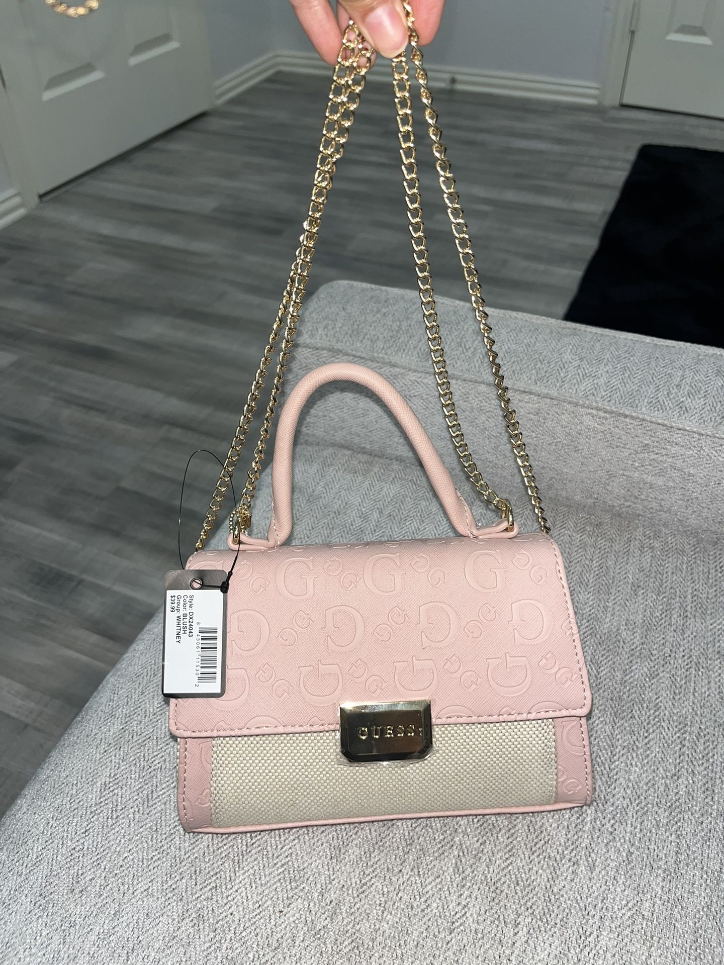 brand new guess bag