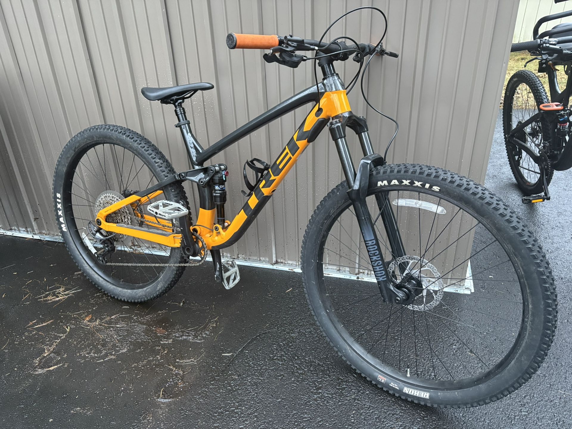 Trek Fuel Ex5 Mountain Bike