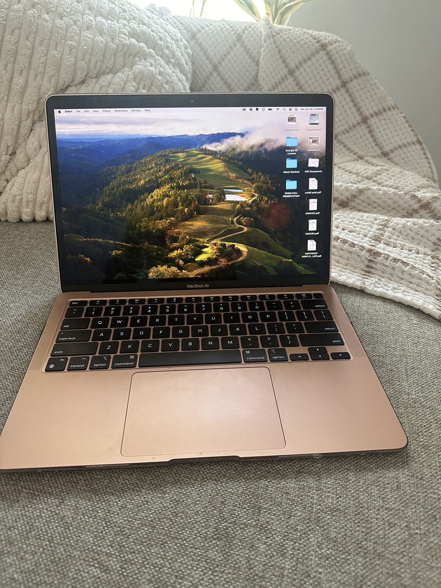 MacBook Air M1 8gb