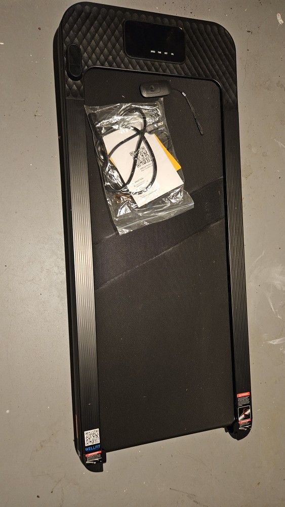 New-open box Walking Pad