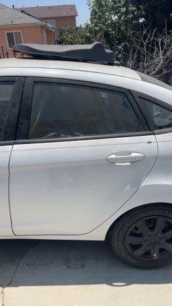 2014-2019 ford fiesta left back door