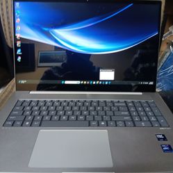 Intel Core Ultra 7 HP Envy 17.3" Touchscreen