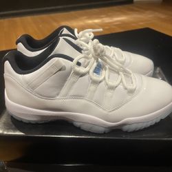 Jordan 11 retro low legend blue 