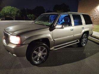 2000 Cadillac Escalade