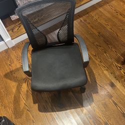 Black Desk Chair 
