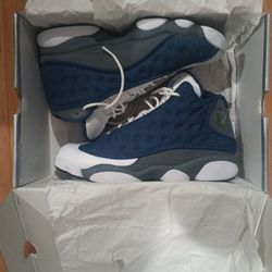 Jordans 13 Size 8.5