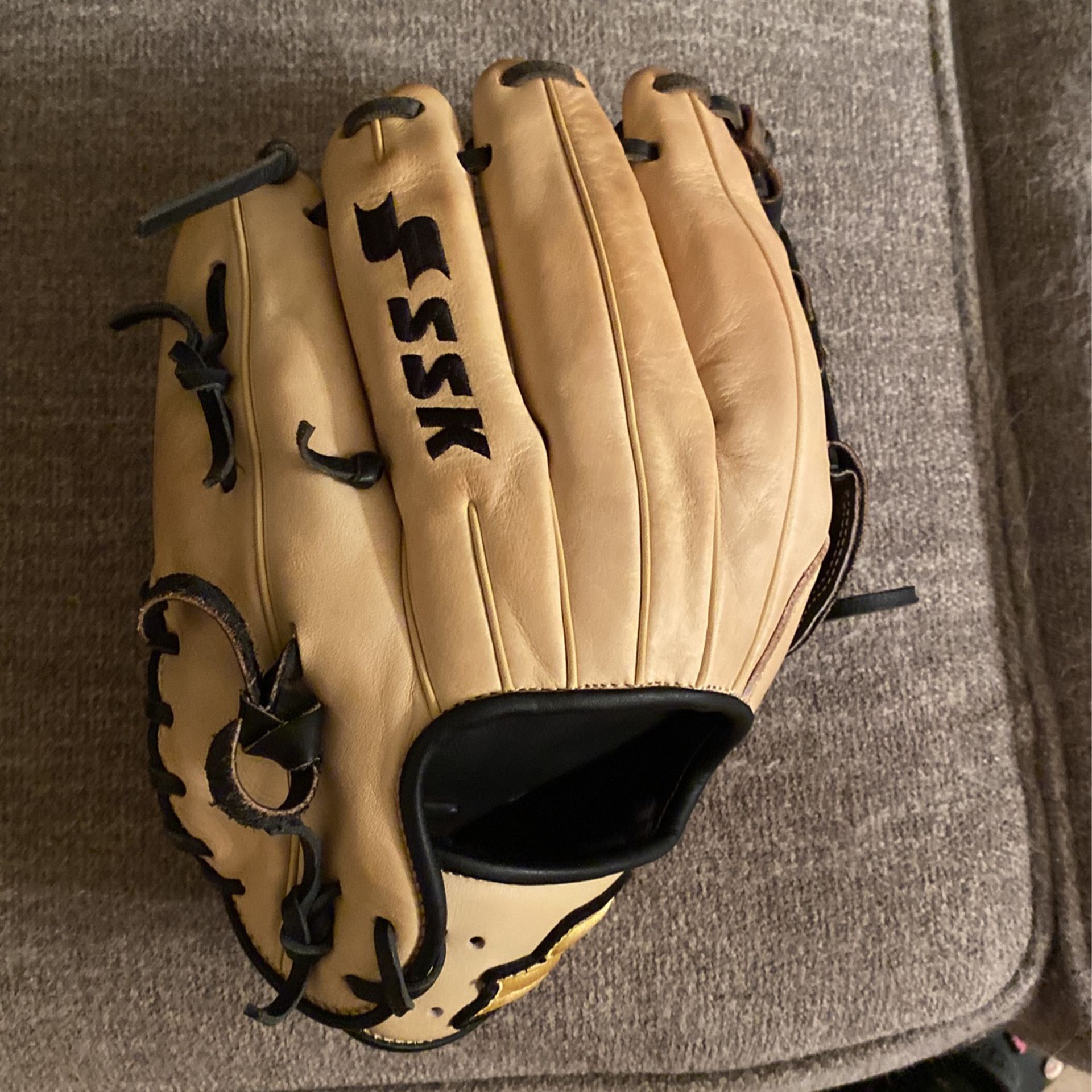 Ssk Baseball Glove Size 12
