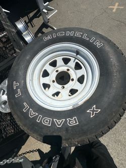 4 - 15” white spoke wheels only 5.5on5.5 bolt pattern