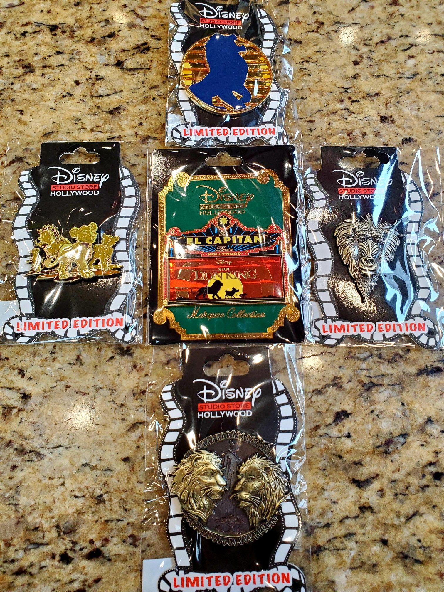 Disney Studio Store Hollywood The Lion King Limited Edition And Surprise Pin Set