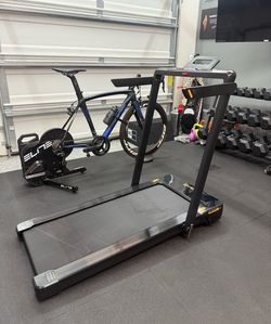 Walking pad / Treadmill