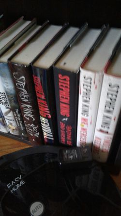 Looking to buy Stephen King books