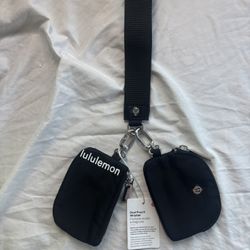 Lululemon black dual pouch wristlet brand new