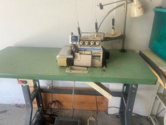 5 threads overlock machine