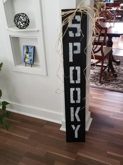 4 foot sign on wood