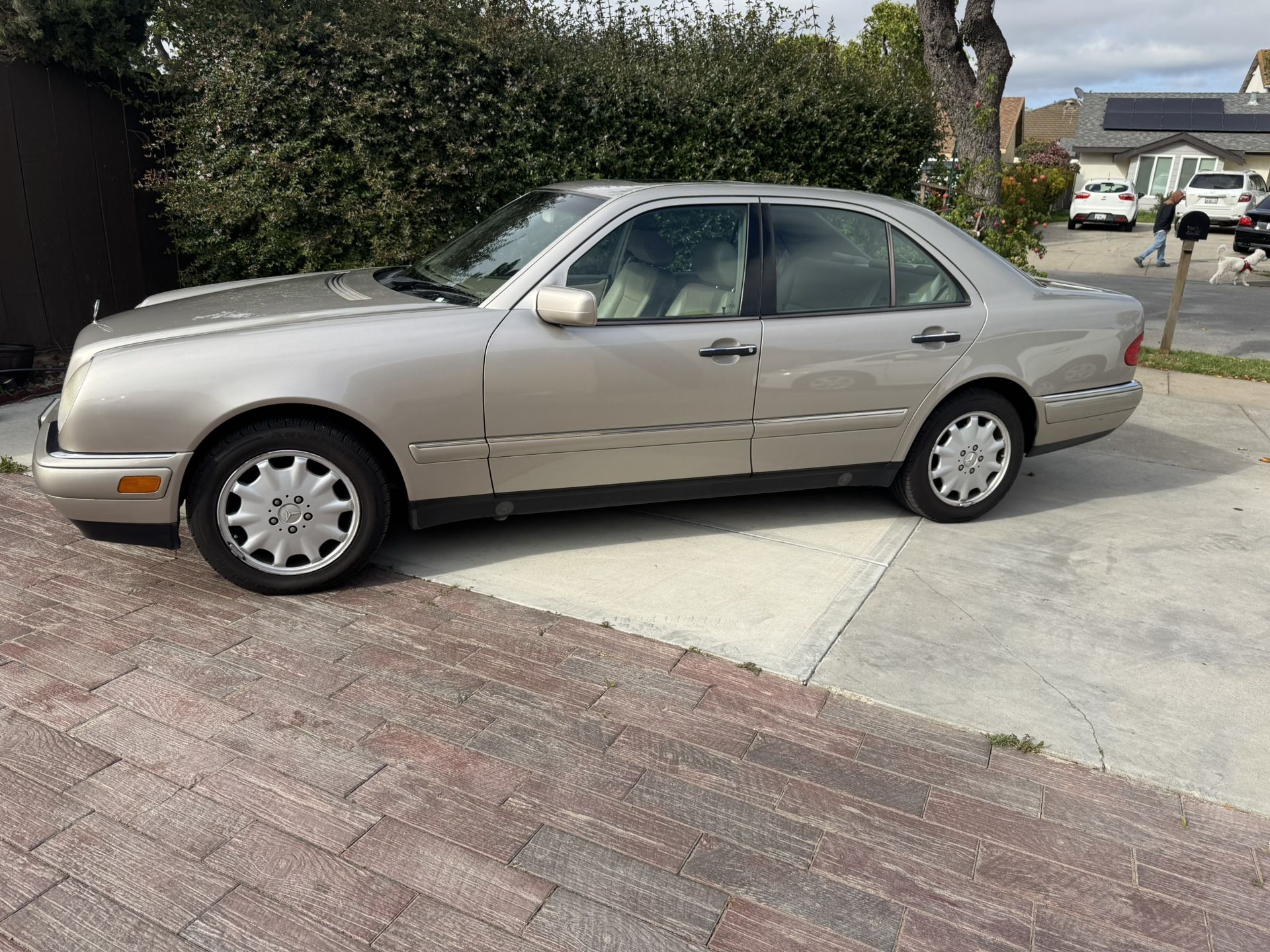 1998 Mercedes-Benz E-Class