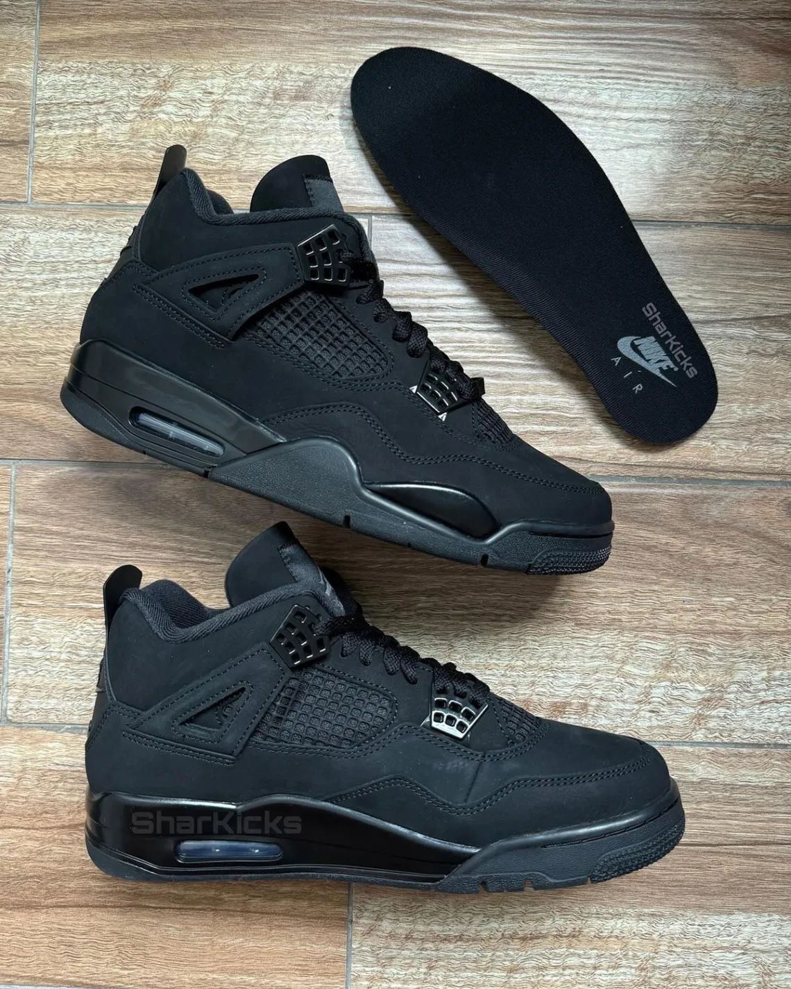 Jordan 4 Black Cat Size 8.5