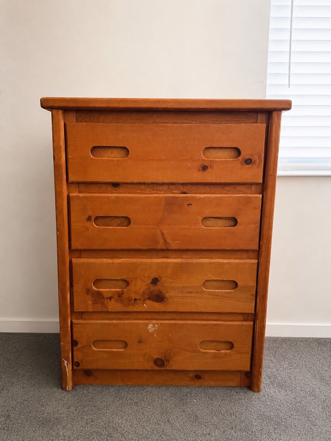 Wood dresser