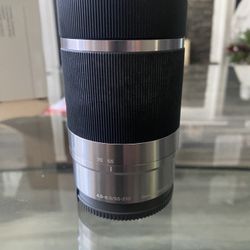 Sony E 4.5-6.3 55-210mm OSS 