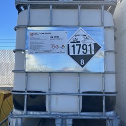 250 Gallon Water Tank 