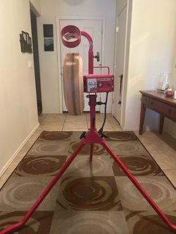 First Pitch Baseline Baseball/Softball Pitching Machine