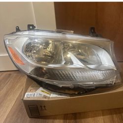 OEM 2019-2023  Mercedes Benz Sprinter Right Passenger Side Headlight A(contact info removed)