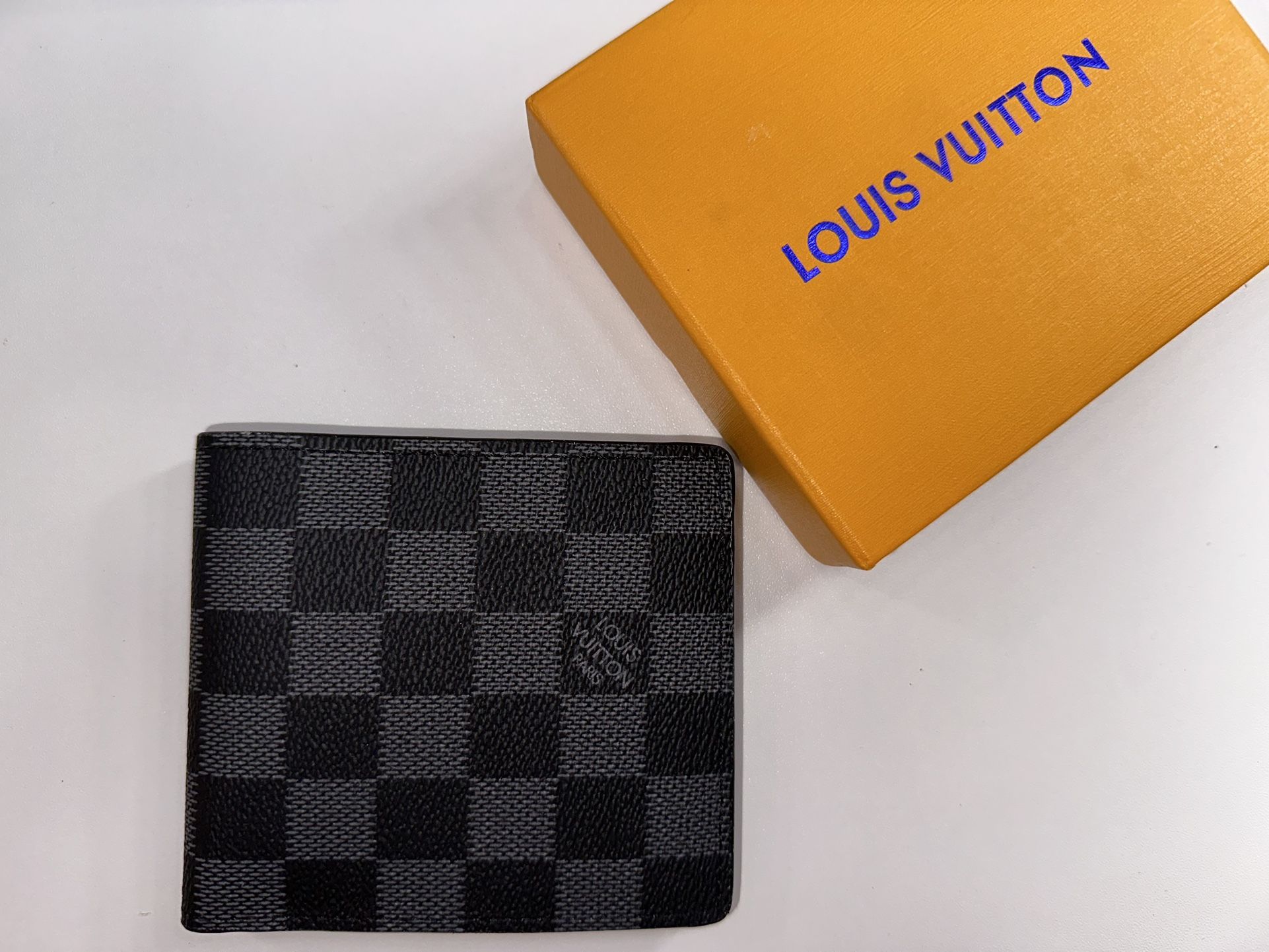 Lv Style Wallet For Men for Sale in Stafford, TX - OfferUp