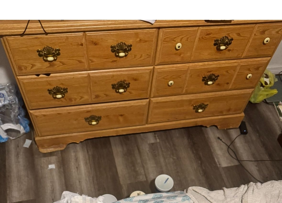 Bedroom dressers