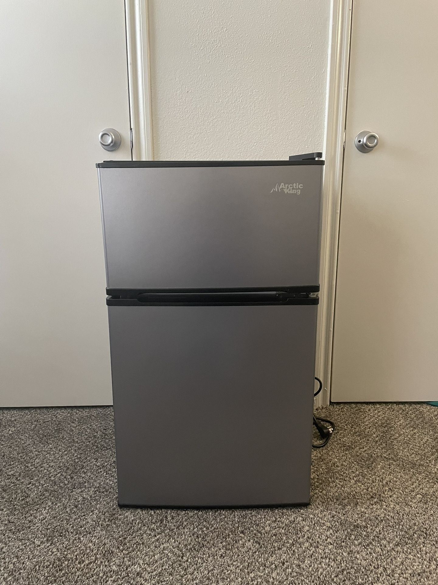 Artic King Mini fridge