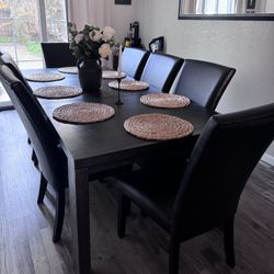 Dining Table And Chairs 
