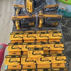Dewalt Battery’s Bundle 