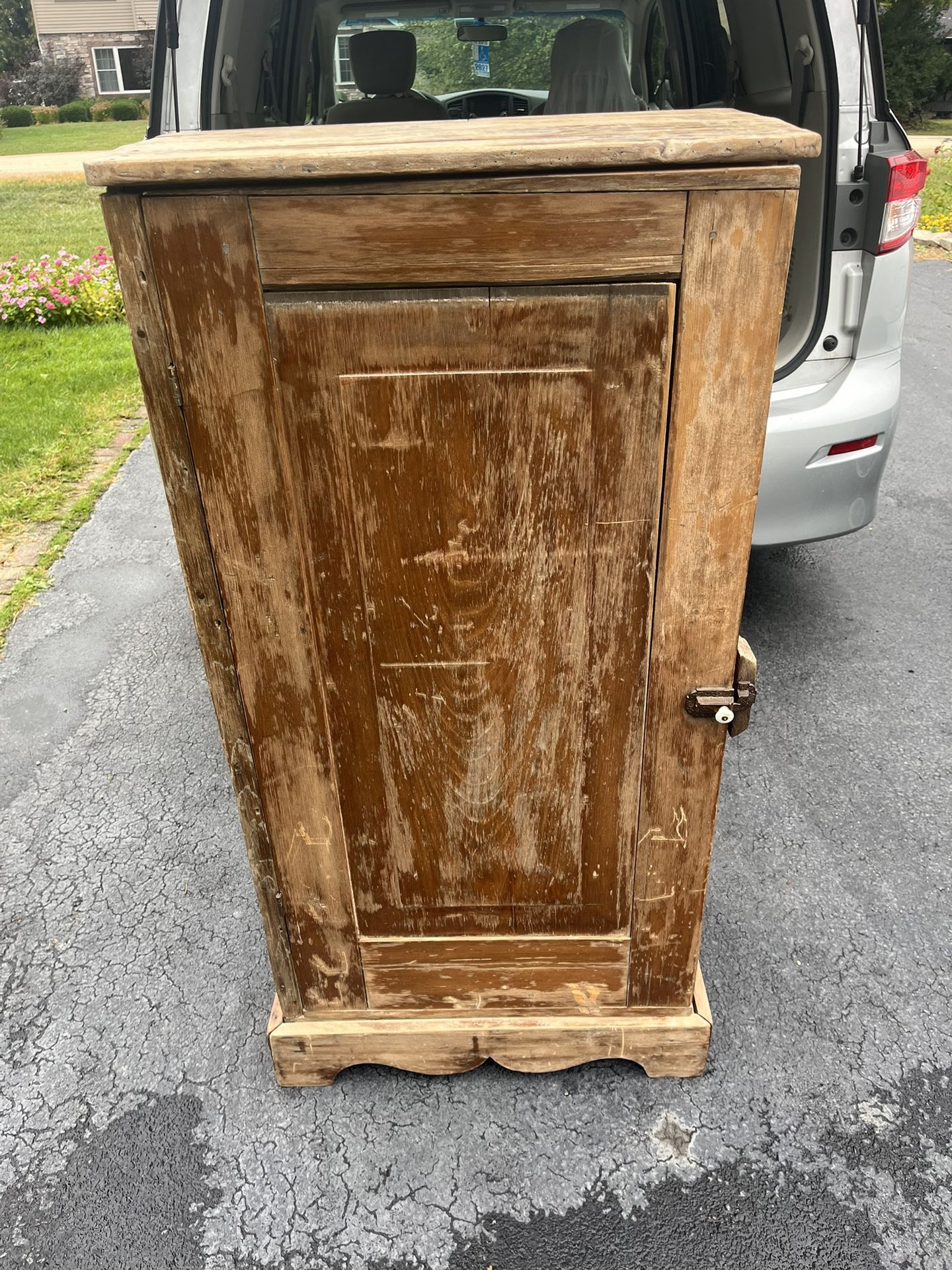 Turn Of The Century Cabinet
