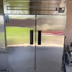 Commercial Refrigerator