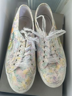 Super CUTE Superga x LoveShackFancy embroidered sneakers with ribbon laces🌴